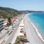 Coastal Mirage Sunset Reverie Luxury Seaview Apartment *